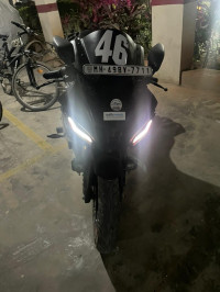 Black Yamaha R15 V4