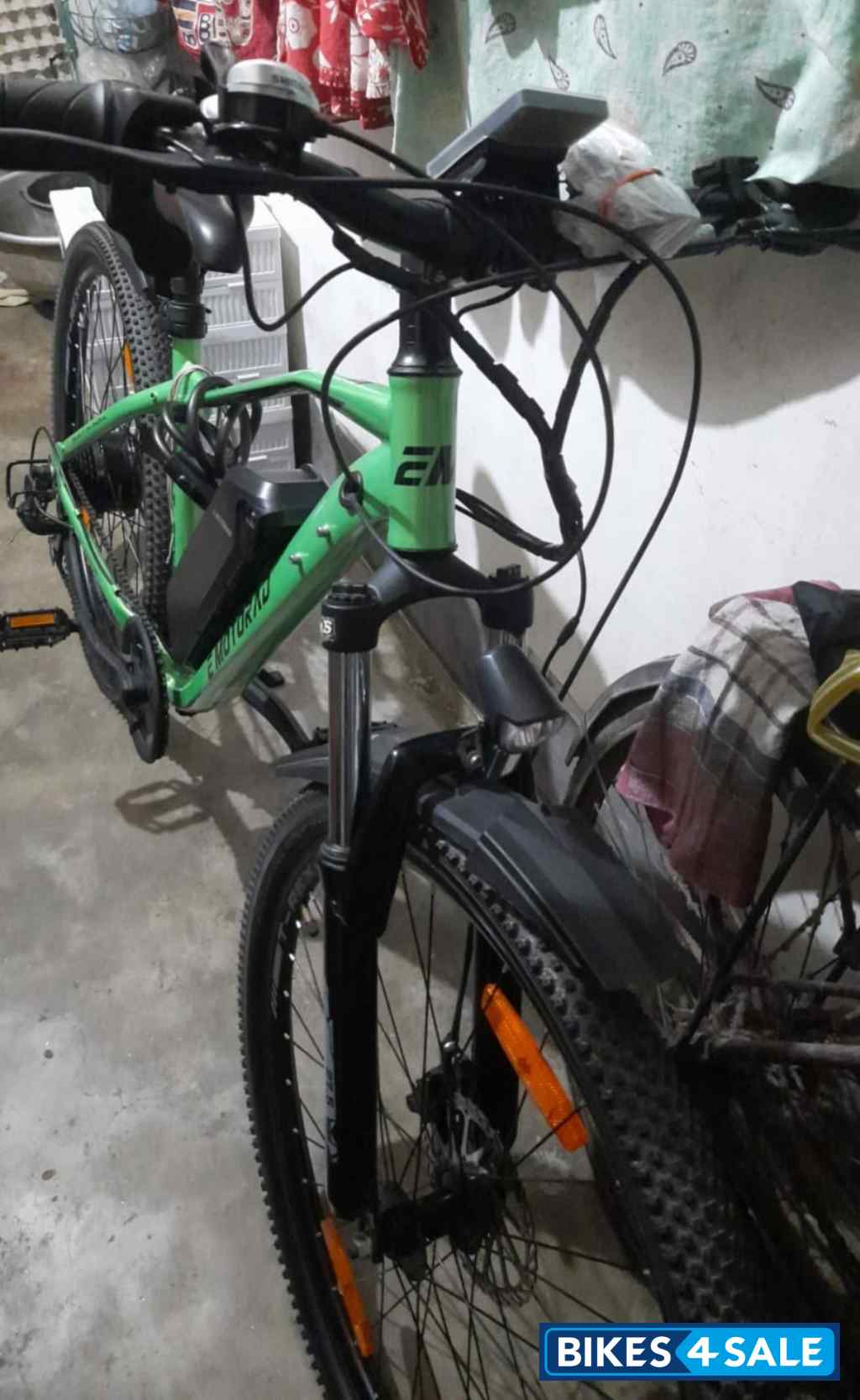 Green EMotorad T-Rex