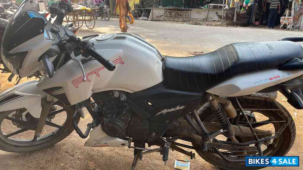TVS Apache RTR 180 Race Edition