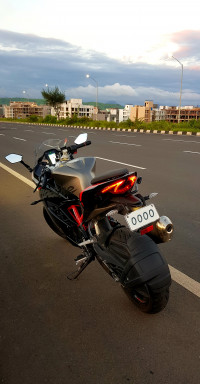 Titanium Grey / Black TVS Apache RR 310 2020