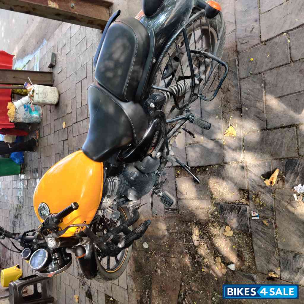 Royal Enfield Meteor 350 Fireball