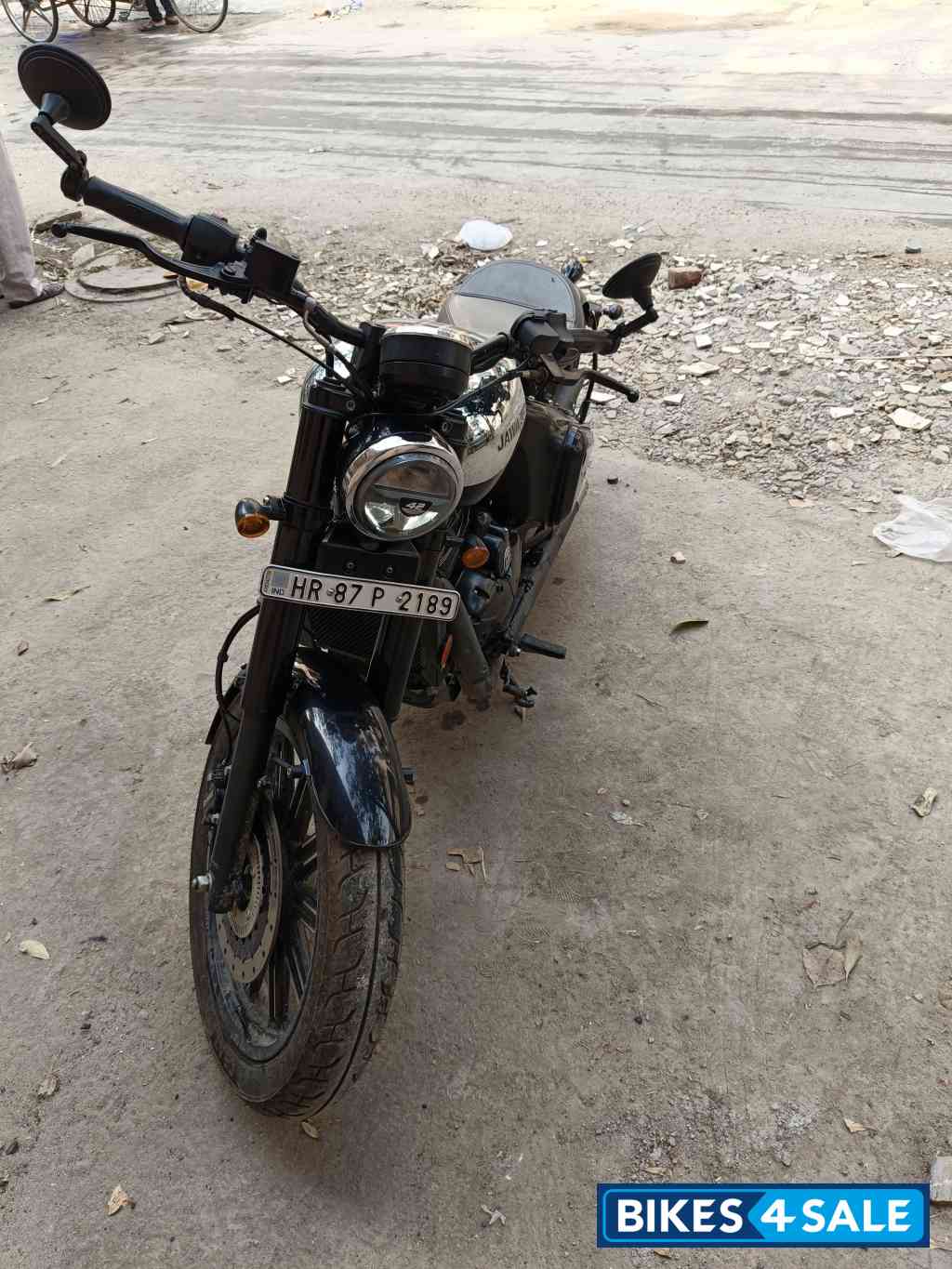 Black Mirror Jawa 42 Bobber Black Mirror