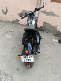 Black Mirror Jawa 42 Bobber Black Mirror