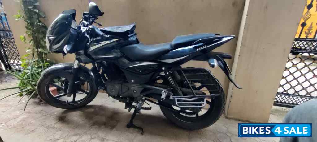 Bajaj Pulsar 180 DTSi Bajaj Pulsar 180 DTSi