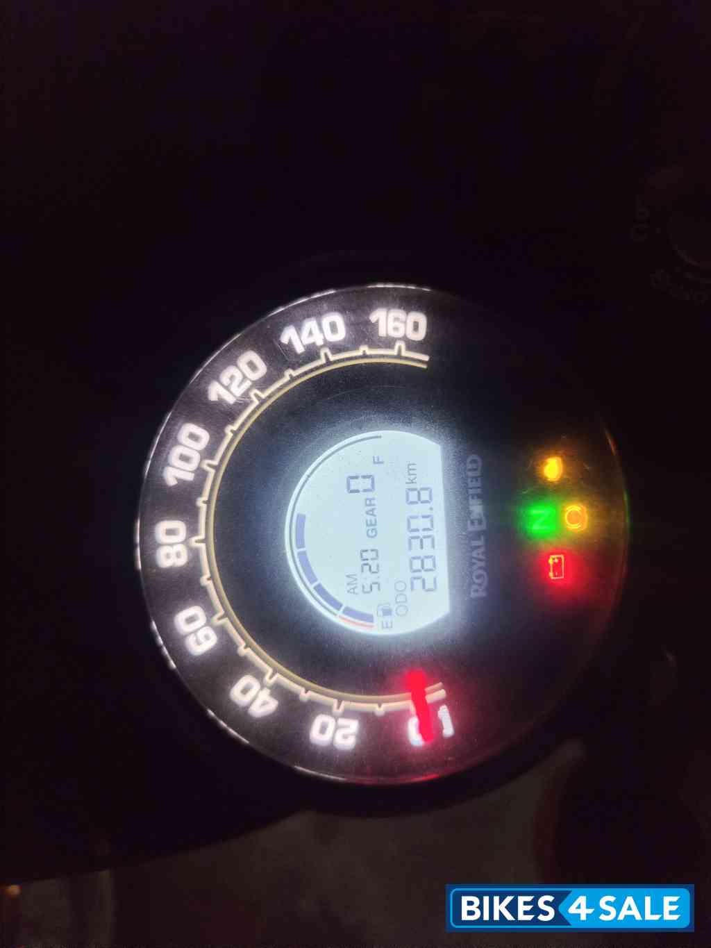 Black Royal Enfield Hunter 350 Metro