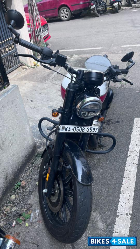 Jawa 42 Bobber Red Sheen