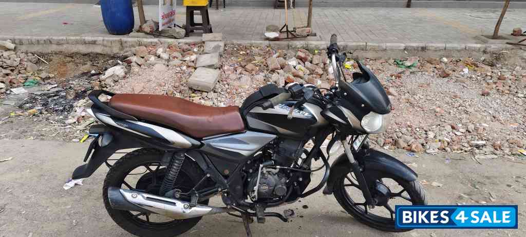 Black & Golden Bajaj Discover 110