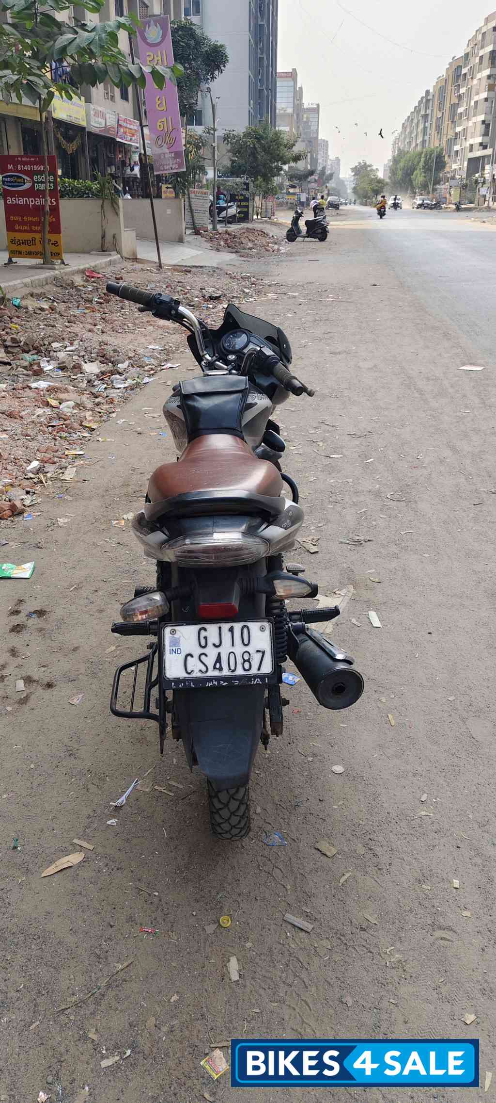 Black & Golden Bajaj Discover 110