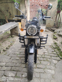 Steller Black Royal Enfield Meteor 350 Stellar