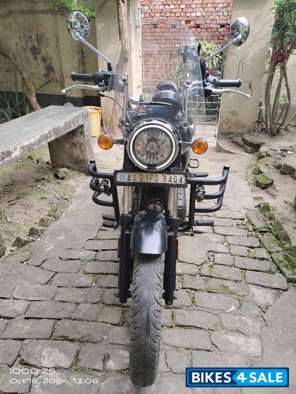 Steller Black Royal Enfield Meteor 350 Stellar