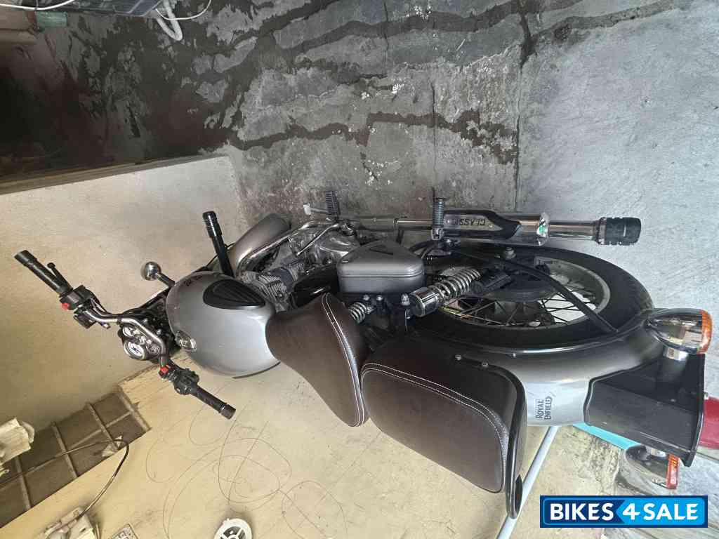 Royal Enfield Classic 350 BS VI