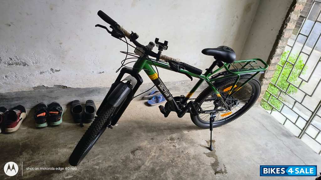 Green And Black Ninety One  Vector 91 New