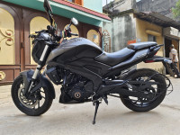 Black Bajaj Dominar 250