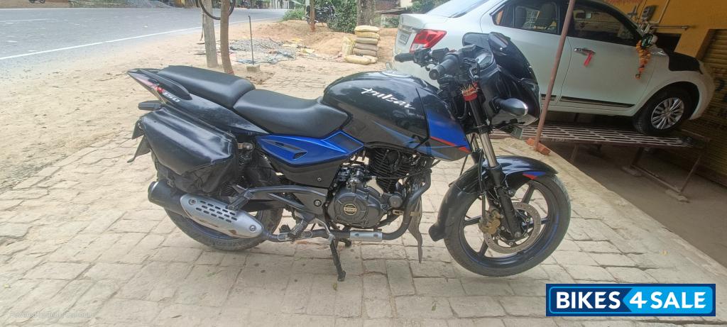 Blue Black Bajaj Pulsar 150 DTSi