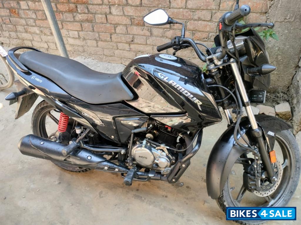 Black Hero Glamour 125 Disc