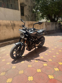 Husqvarna Svartpilen 250 2020