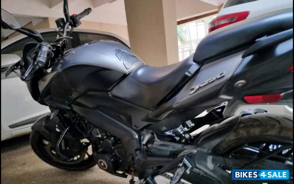 Matt Black Bajaj Dominar 250