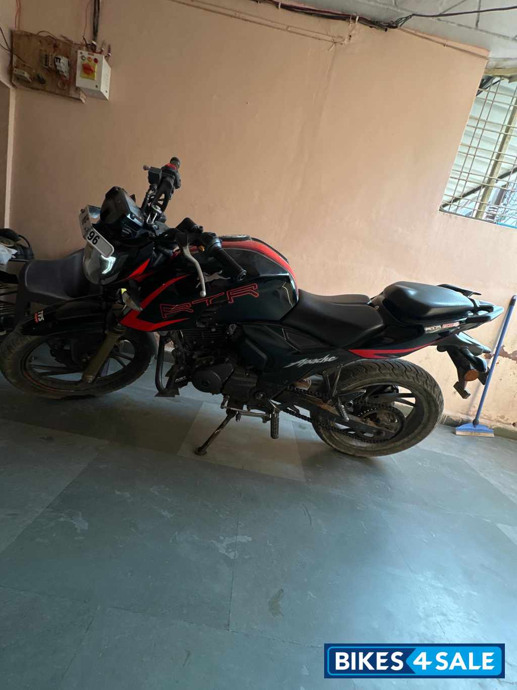 TVS Apache RTR 200 4V ABS Race Edition 2.0