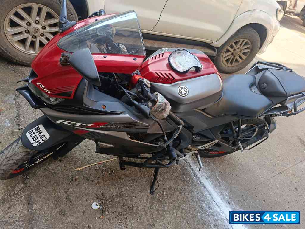 Red-grey Yamaha YZF R15 V3