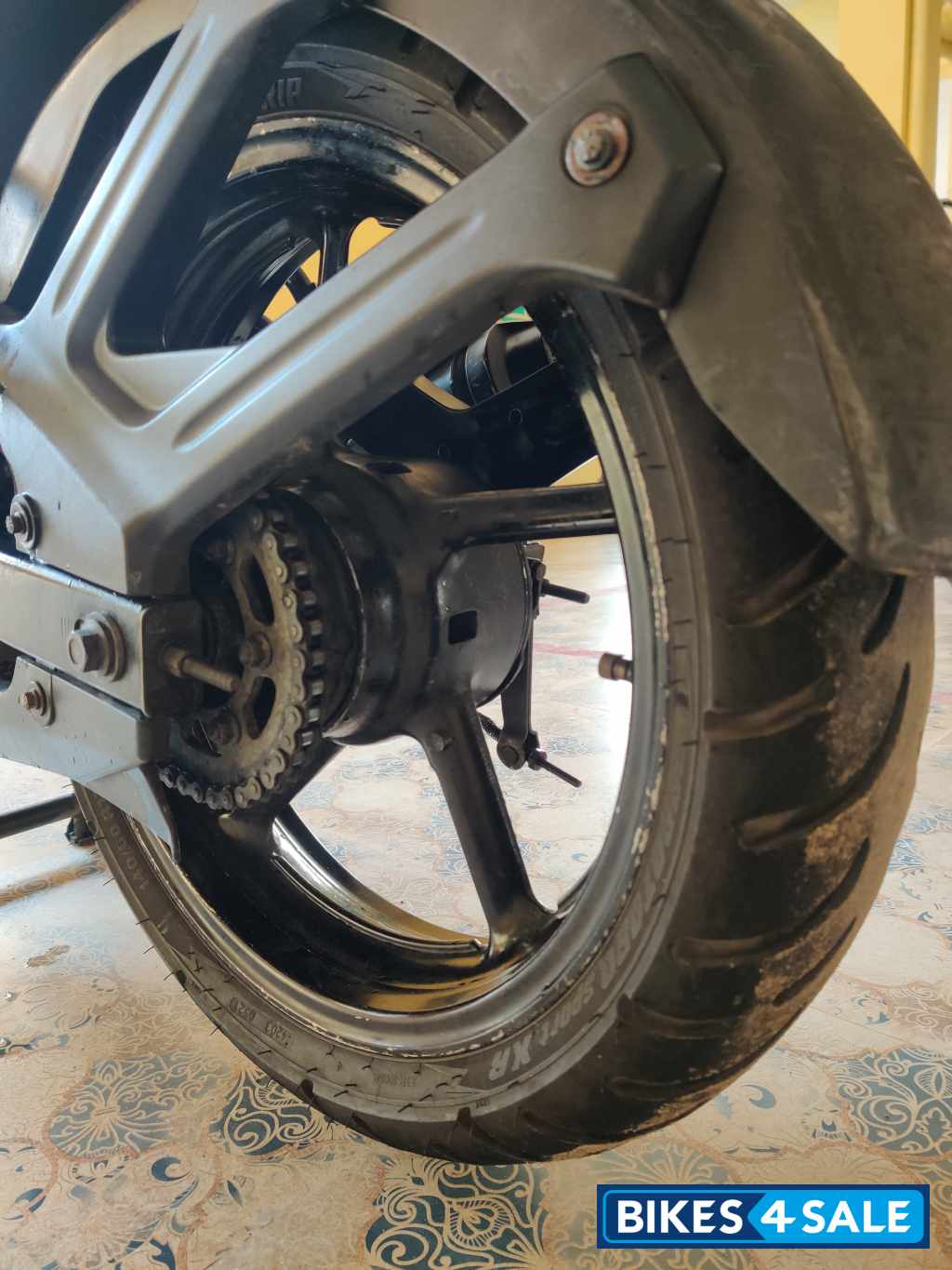 Red Yamaha FZ FI V2 Red Yamaha FZ FI V2