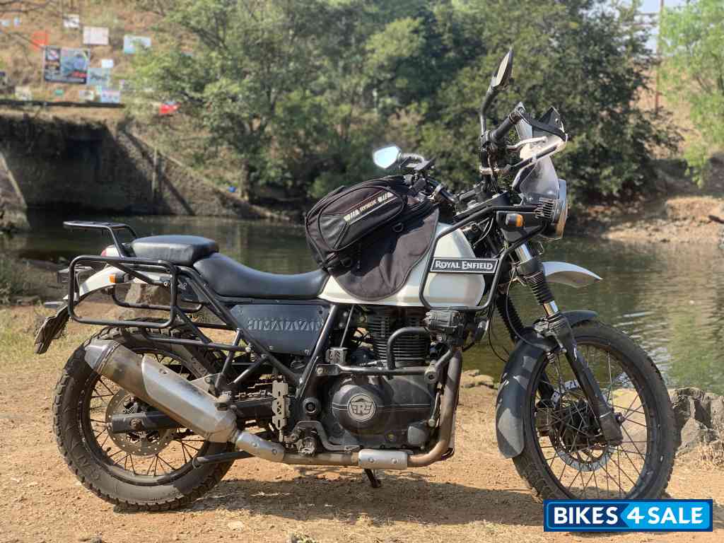 White Royal Enfield Himalayan
