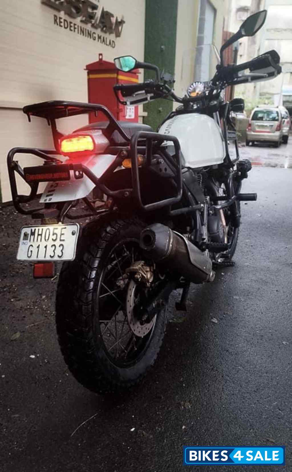 White Royal Enfield Himalayan