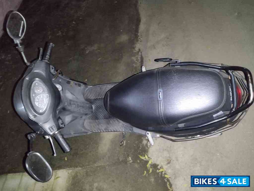 Black Suzuki Access 125