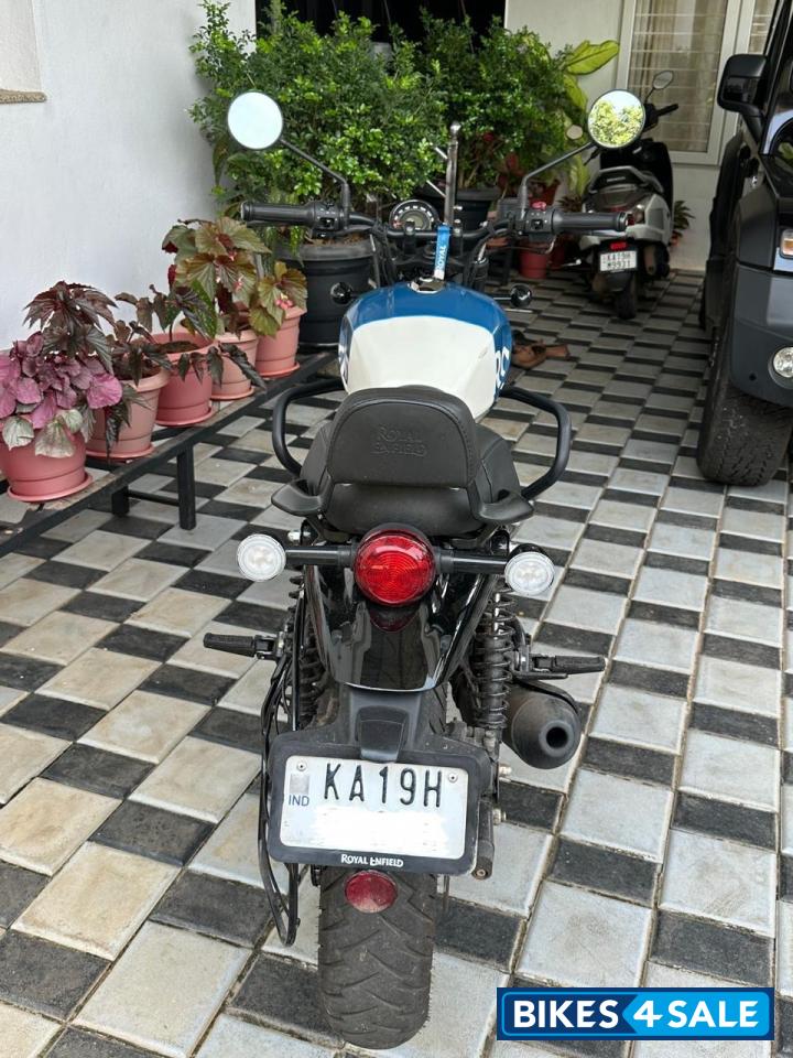 Royal Enfield Hunter 350 Metro