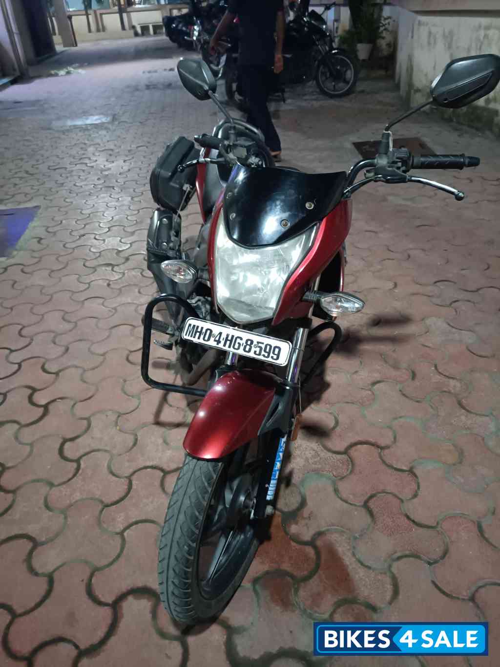 Red Honda CB Unicorn 160