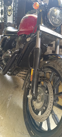 Inferno Red Yezdi Roadster Dual Tone