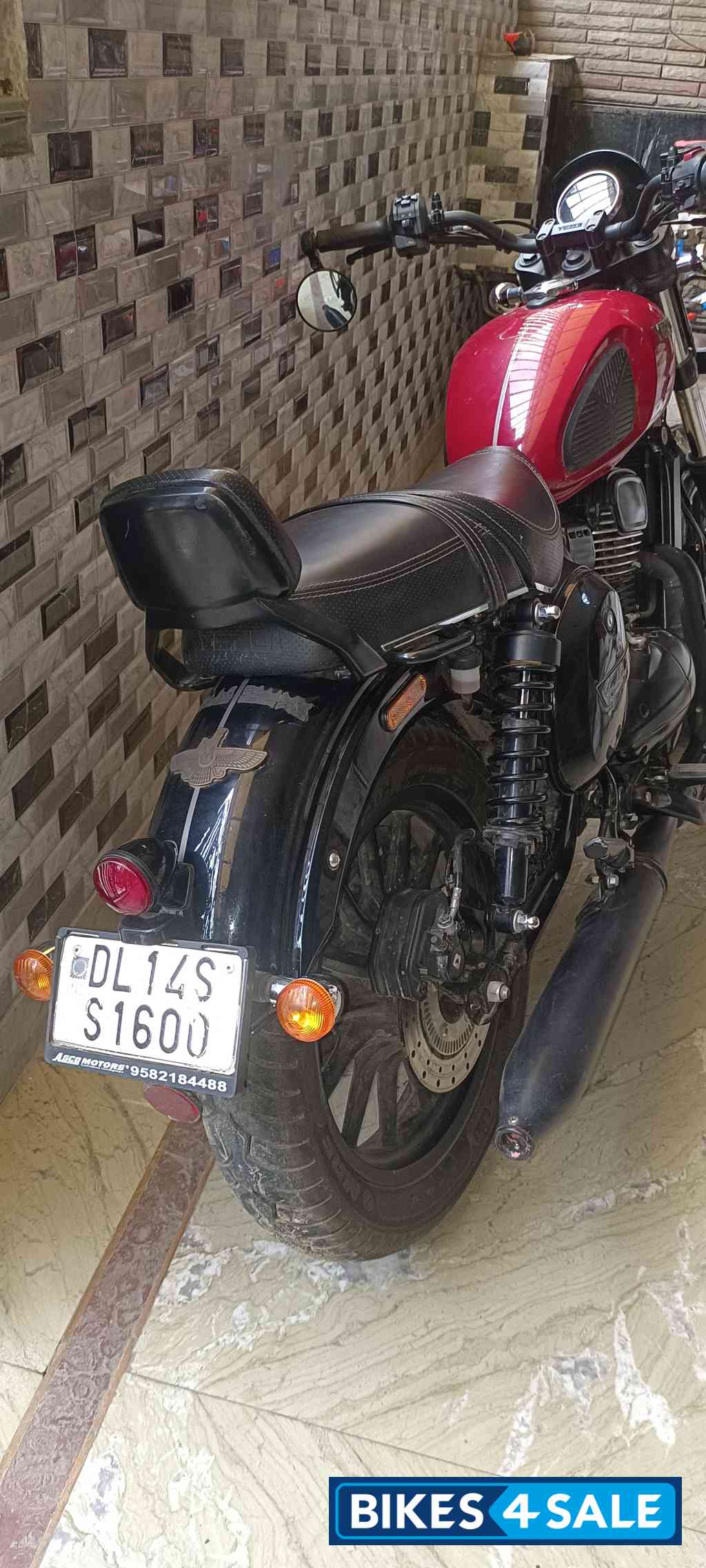 Inferno Red Yezdi Roadster Dual Tone