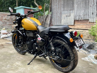 Yellow Royal Enfield Meteor 350 Fireball
