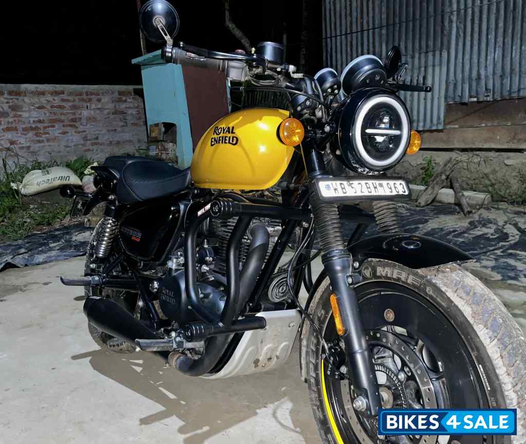Yellow Royal Enfield Meteor 350 Fireball