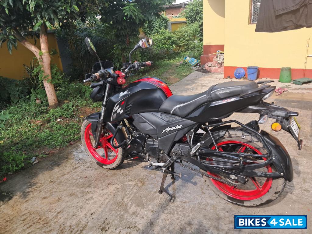 Black With Red Alloy TVS Apache RTR 160 4V Special Edition