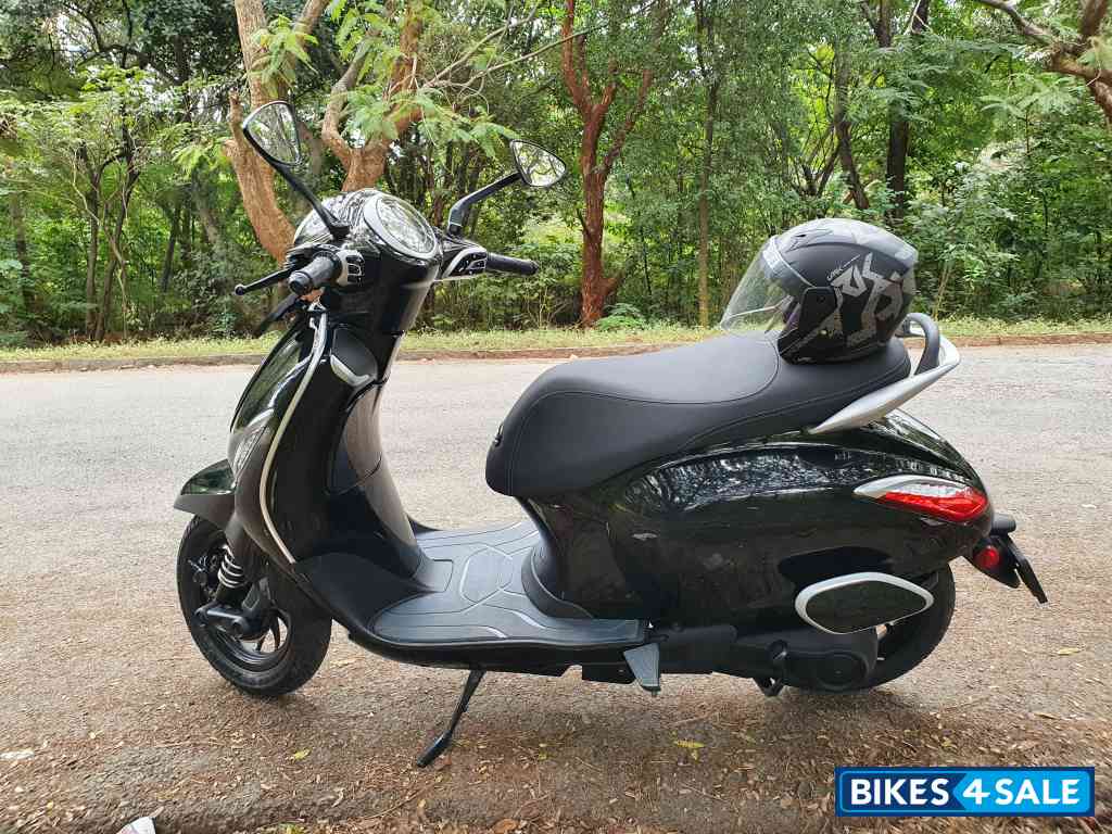 Black Bajaj Chetak Premium Black Bajaj Chetak Premium
