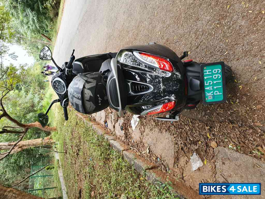 Black Bajaj Chetak Premium Black Bajaj Chetak Premium