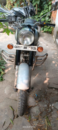 Silver Royal Enfield Classic 350