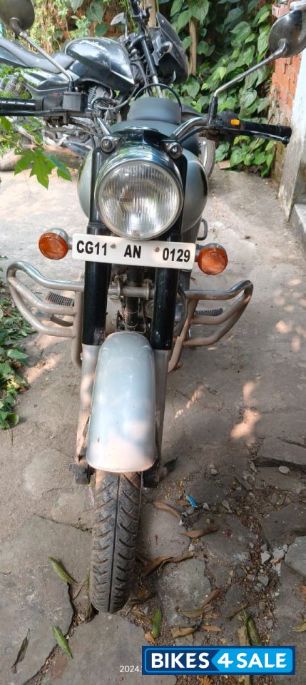 Silver Royal Enfield Classic 350