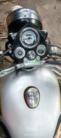 Silver Royal Enfield Classic 350