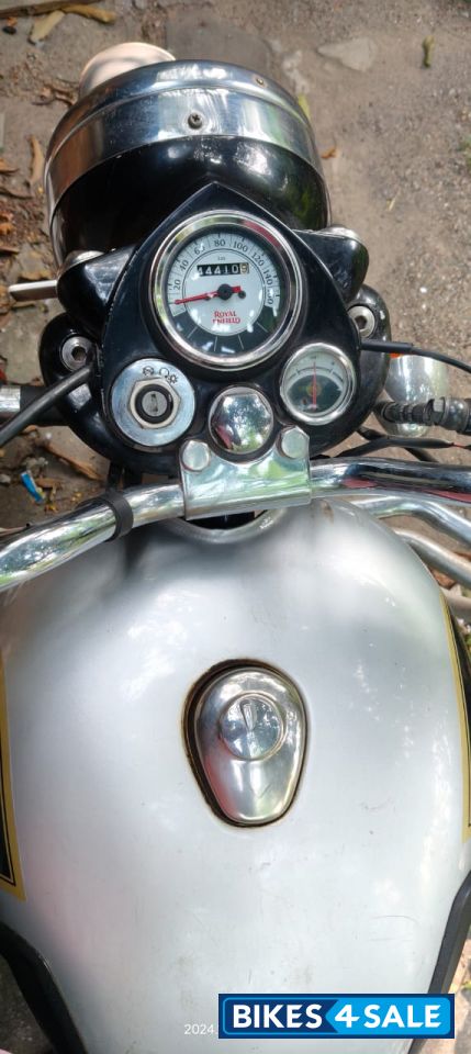 Silver Royal Enfield Classic 350