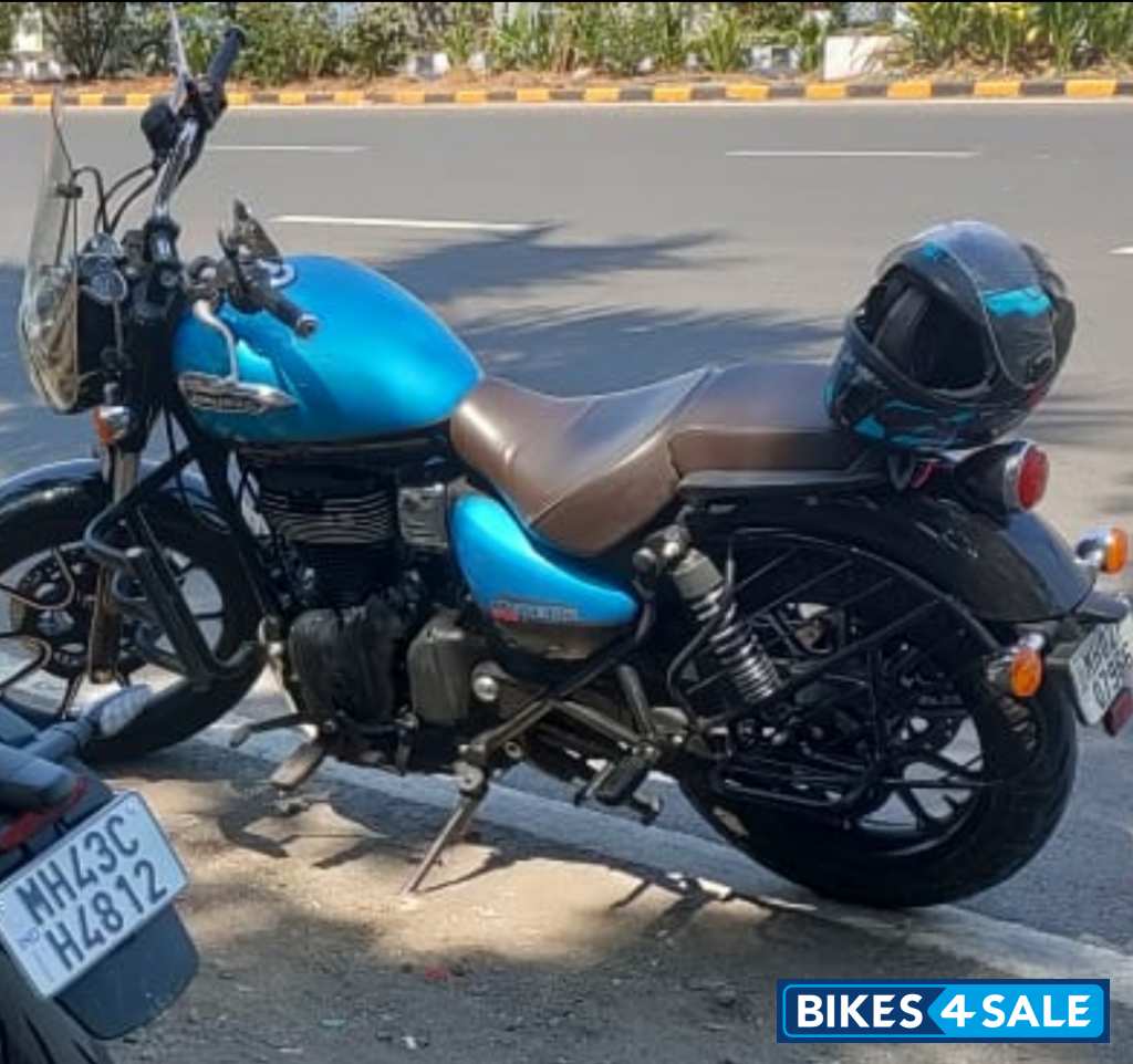 Royal Enfield Meteor 350 Supernova