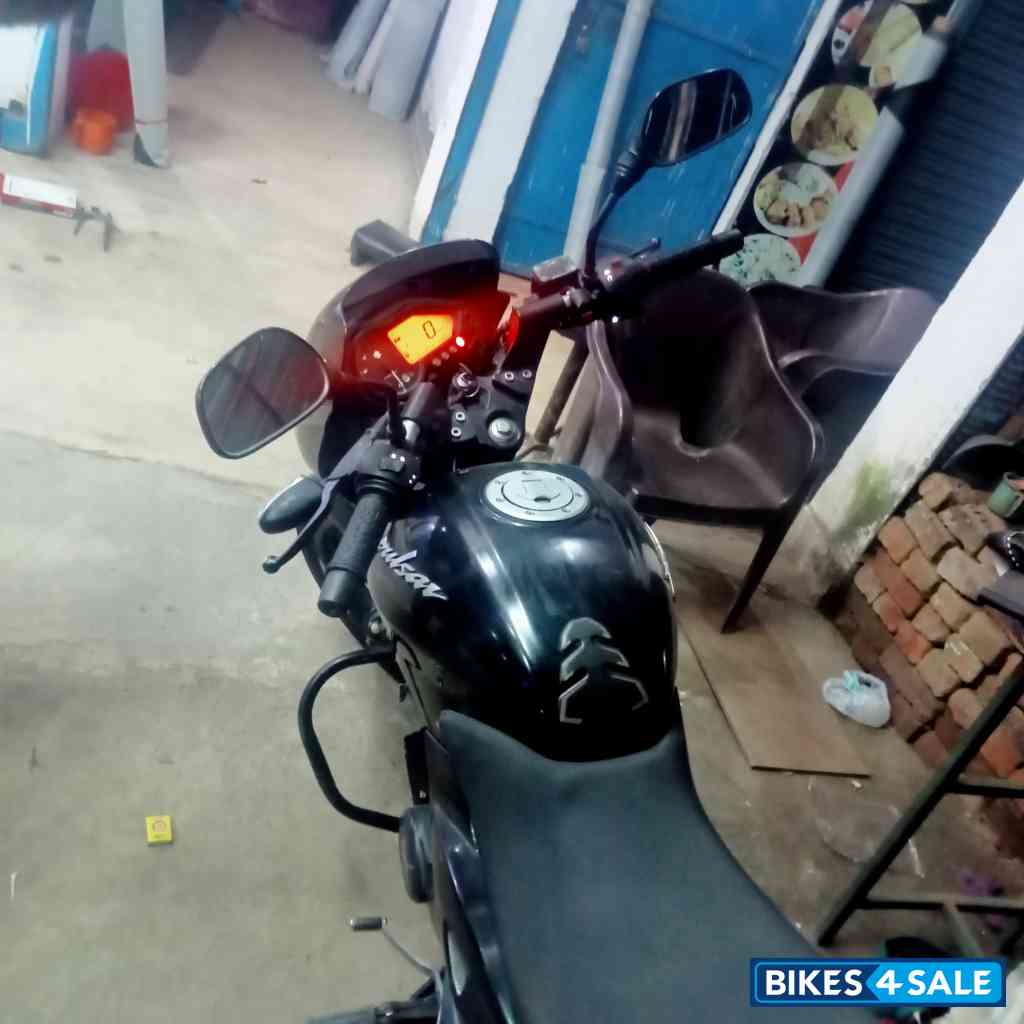 Black Bajaj Pulsar 150 DTSi
