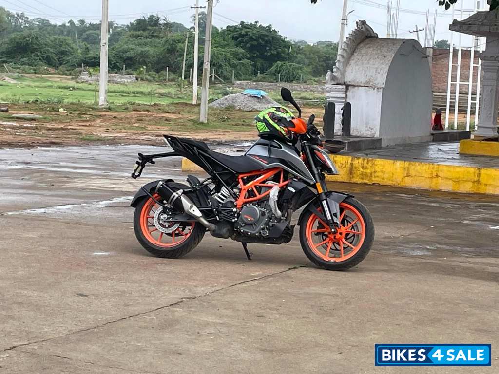 KTM Duke 390 BS6
