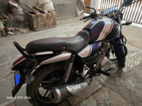 Bajaj V15