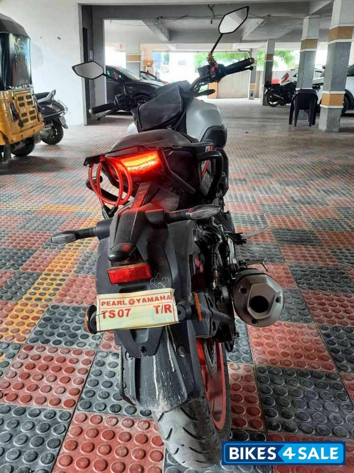 White Orange Yamaha MT-15 Ver 2.0