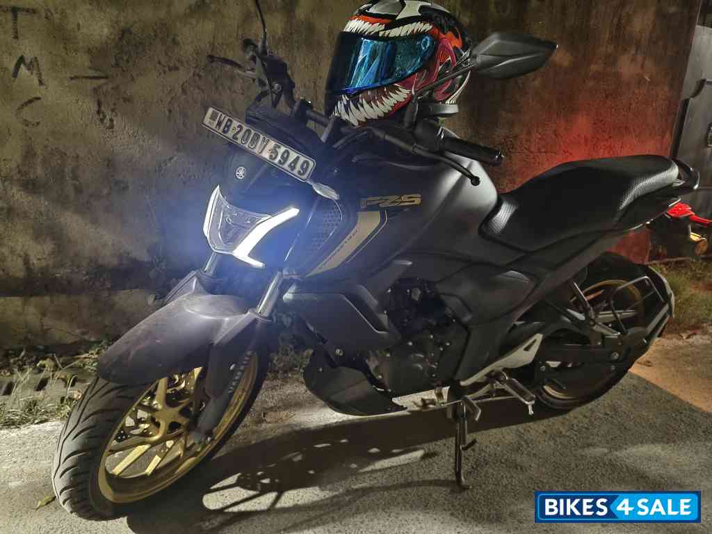 Matte Black Yamaha FZ-S FI Ver 4.0