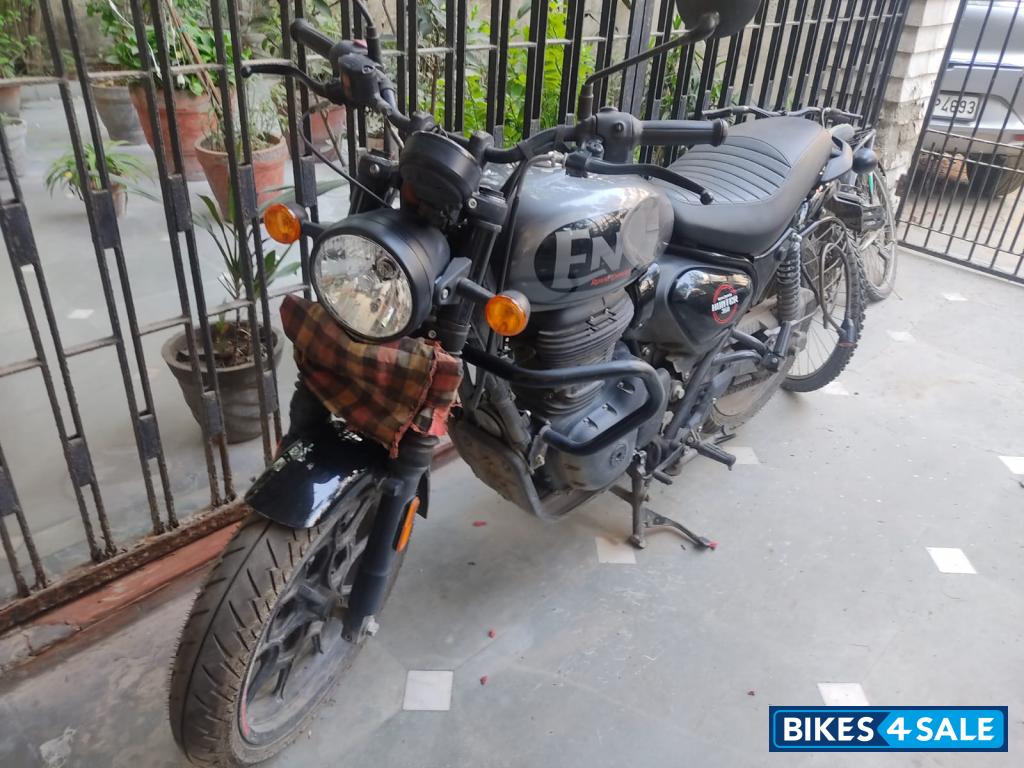 Royal Enfield Hunter 350 Metro