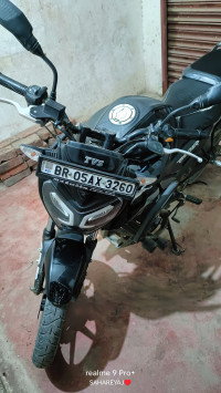 Black TVS Raider SX