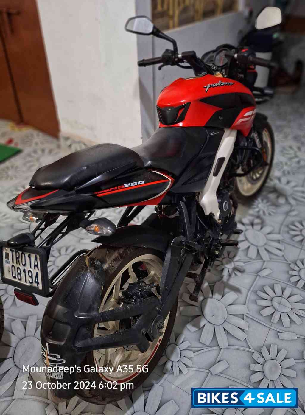 Red Bajaj Pulsar NS 200 BS6