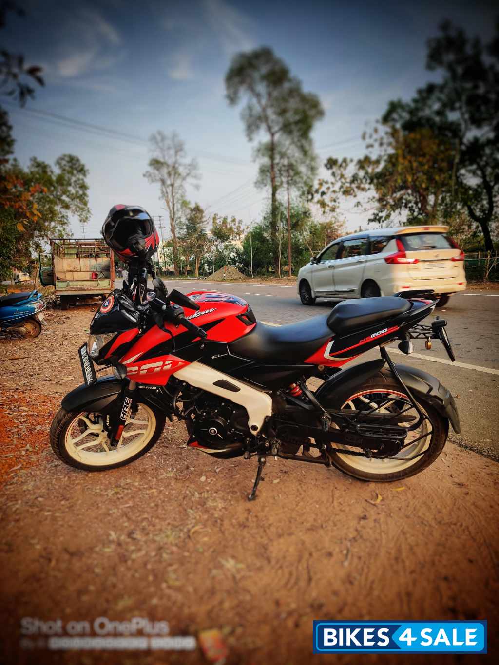 Red Bajaj Pulsar NS 200 BS6